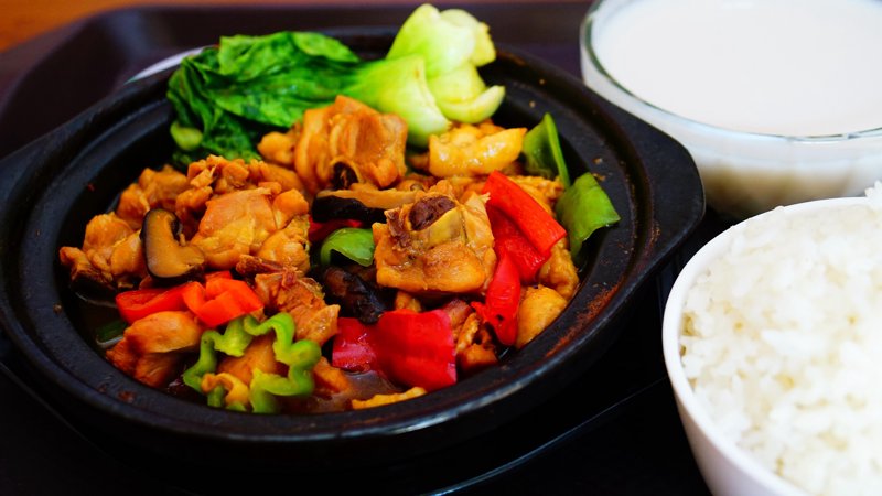 黄焖鸡酱料如何成为厨房里的美味魔法师？
