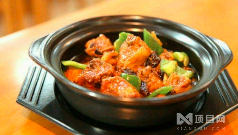 郑州黄焖鸡培训：传承美食文化的使者